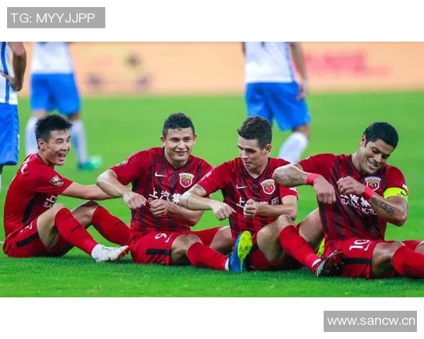 亚冠激战申花迎战柏斯光茶全力争胜展现球队实力与决心 亚冠激战申花迎战柏斯光茶全力争胜展现球队实力与决心