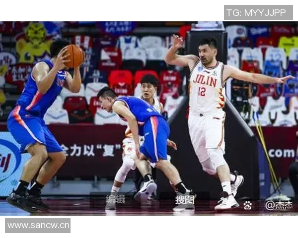 北京篮球队在挑战赛中以99分稳居积分榜首位展现强劲实力 北京篮球队在挑战赛中以99分稳居积分榜首位展现强劲实力